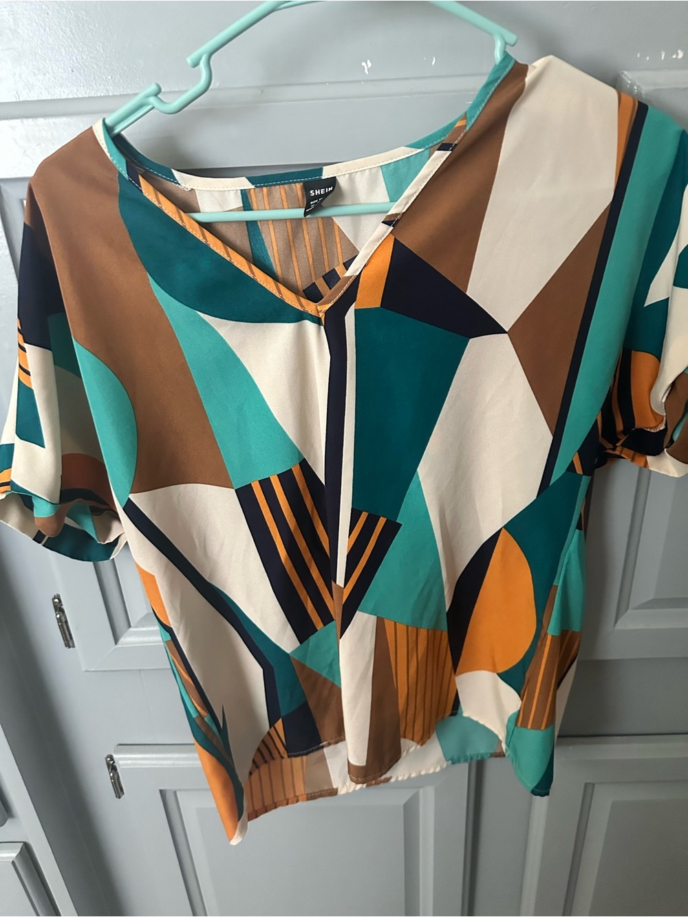 SHEIN Colorblock Geometric V-Neck Top in Teal, Brown & Cream